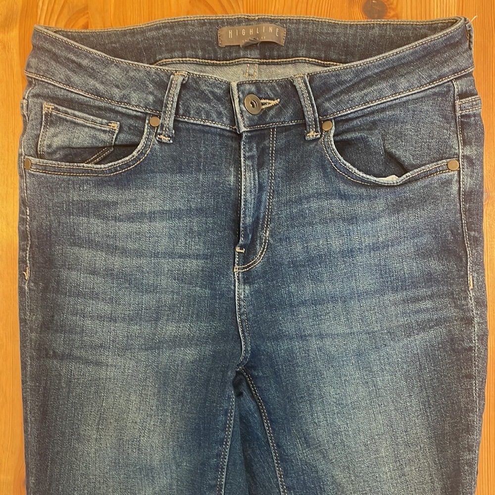 Highline Collective Flare Crop Jeans - Picture 4 of 6